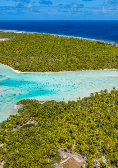 Vue aérienne sur l'atoll de Fakarava©_Michael Runkel-